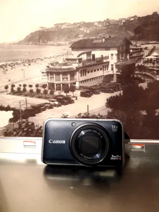 Cámara Canon SX210 IS 14x Zoom