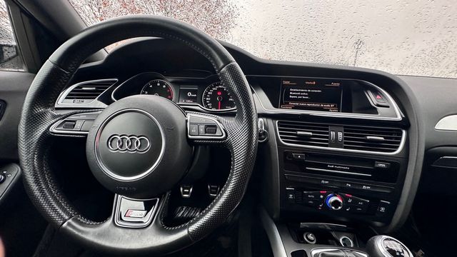 Audi A4 2015