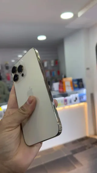 iPhone 14 Pro Max 256GB Oro