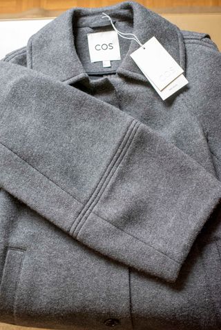 Abrigo COS Lana Gris Nuevo con Etiqueta