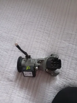 Vendo bombín de arranque o clausor de un Nissan