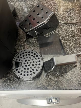 Cafetera Nespresso Vertuo Roja