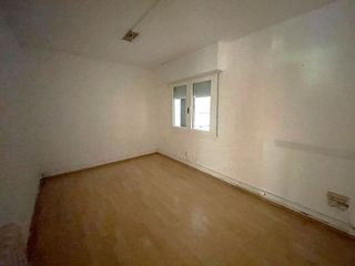 Oficina en alquiler en Eixample Nord – La Devesa en Girona