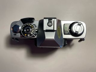 Cámara Minolta XG-1 Plata y Negra