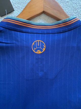 Camisola Newcastle - Tamanho M