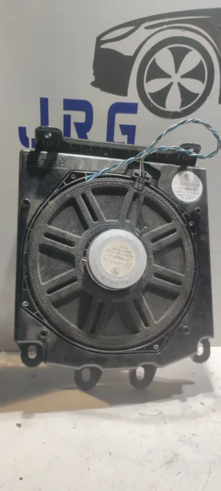 1144 ALTAVOZ SUBWOOFER BMW SERIE 5 535D