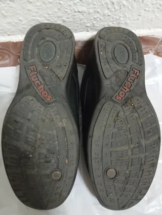 Zapatos Fluchos negros cordones