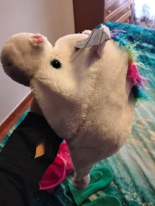 Gorro unicornio, manoplas y bufanda Shimmer & Shin