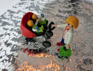 Playmobil Mamá con carrito de gemelos