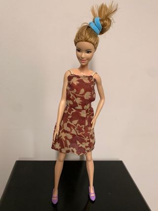 Barbie con ropa exclusiva