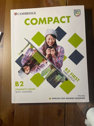 Compact First Student's Book with Answers Engli...