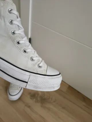 Converse con plataforma talla 40 color blanco