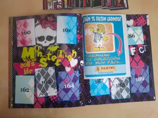 Monster High Colección Cromos Completa
