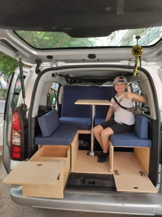 Kit Camper Furgoneta Cama y Almacenaje