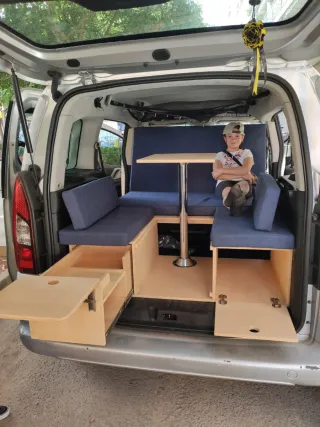 Kit Camper Furgoneta Cama y Almacenaje