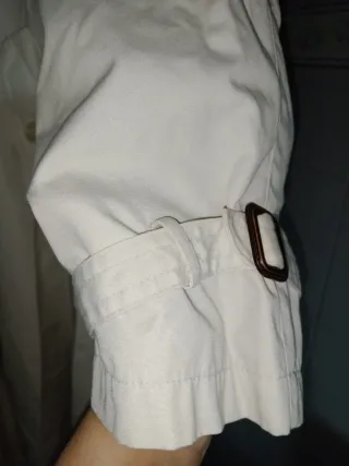 Gabardina hombre blanca