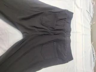 Pantaloni neri donna