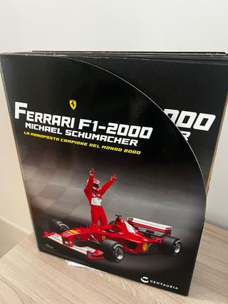 Ferrari F1 2000 Schumacher 1:8