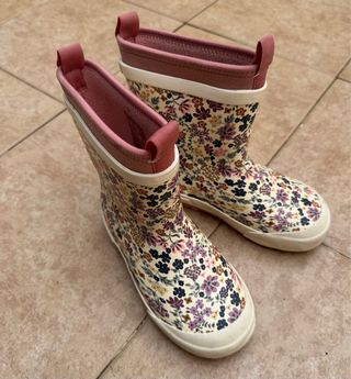 Botas de agua niña H&M flores rosas talla 31