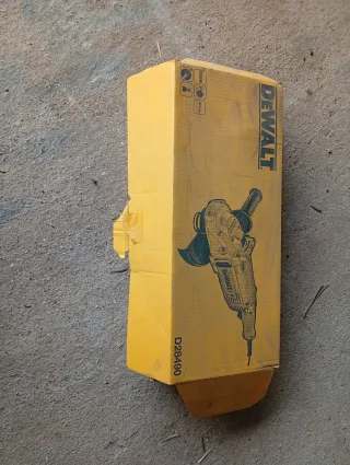 Radial DeWalt D28490 Nueva en Caja