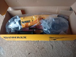 Radial DeWalt D28490 Nueva en Caja