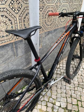 Bicicleta BTT Eleven