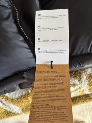 Plumas The North Face Negro