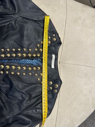 Giacca in pelle JESSE con borchie