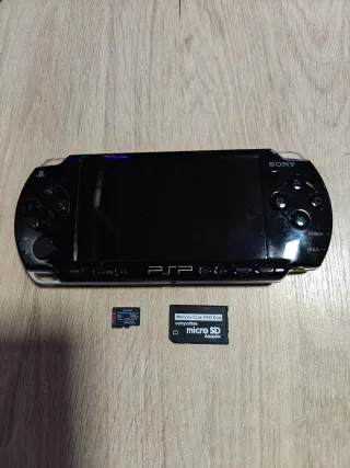 PSP 2004 Negra con 70 juegos Memory card 128gb