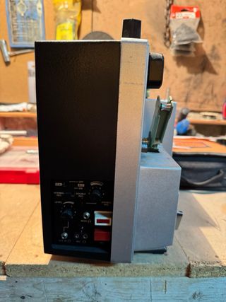 Proyector Elmo ST-1200D Sonido Magnético