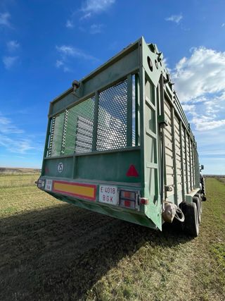 Carro remolque autocargador Lacasta P 39 TL