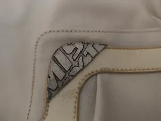 Bolso Miss Sixty crema espacioso