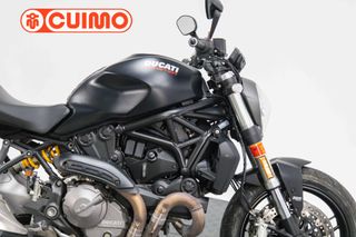 DUCATI MONSTER 821