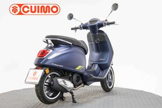 VESPA PRIMAVERA 125