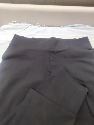 Pantaloni neri donna