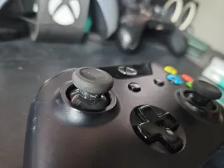 Mando Xbox One Negro