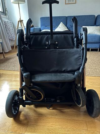 Passeggino Pixie pieghevole fino a 22 kg