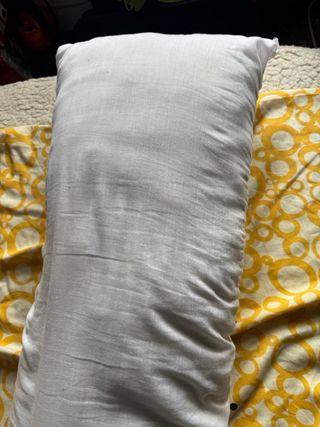 Manta y almohada floral