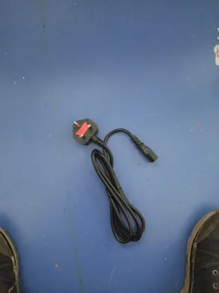 Cable alimentación 3 pines