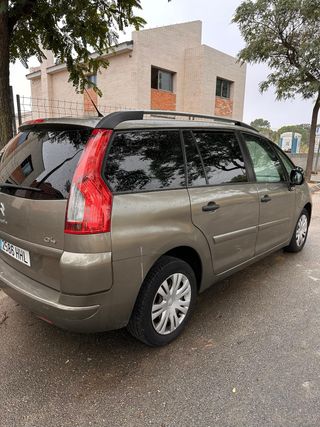 Citroen Grand C4 Picasso 2012
