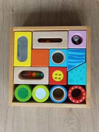 Cubos sensoriales Montessori
