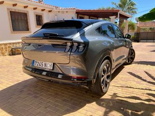 Ford Mustang Mach-E Extended Range