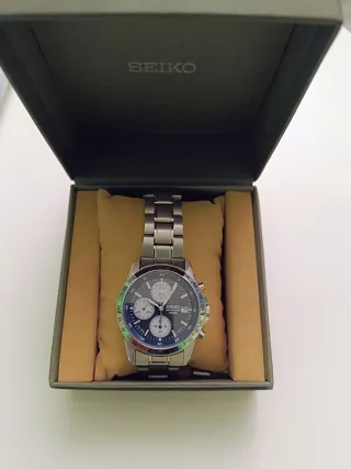 Reloj Seiko Cronógrafo azul y plateado
