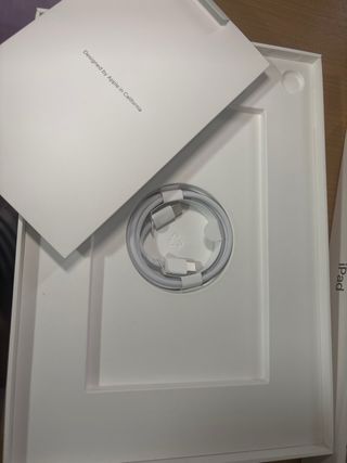 iPad 11 Wi-Fi + Celular 128GB (2025)