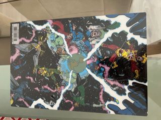 Crisis en tierras infinitas (deluxe)