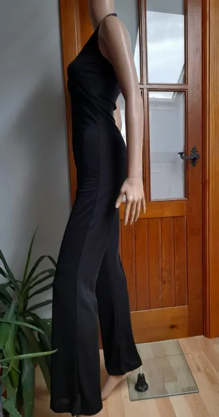 Mono negro fiesta con brillos malva