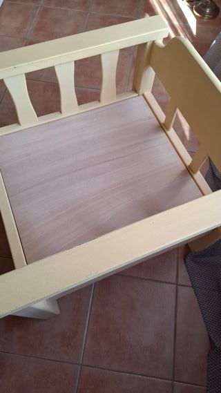 Sillón de madera amarillo Fuerteventura