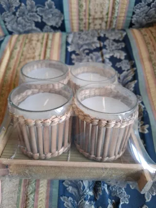 Set 4 candele bianche con portacandele