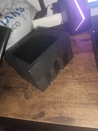 Relojes con cámara y micrófono.