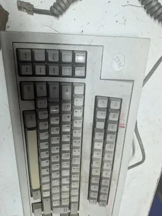 Tastiera IBM EC528724 S/N 1989 UK vintage antica
